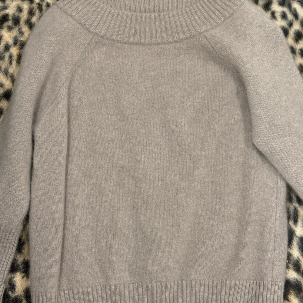 Women's Cashmere Sweater